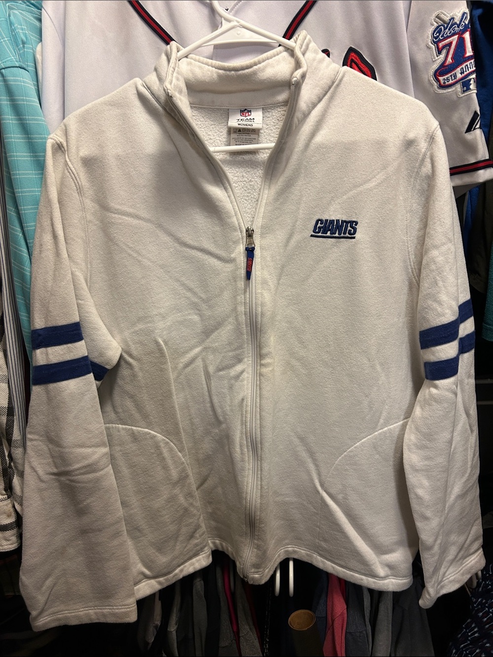 New York Giants quarter zip !! *Fits like a Large* Sports illustrated edition